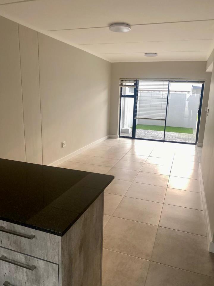 2 Bedroom Property for Sale in Zonnendal Western Cape